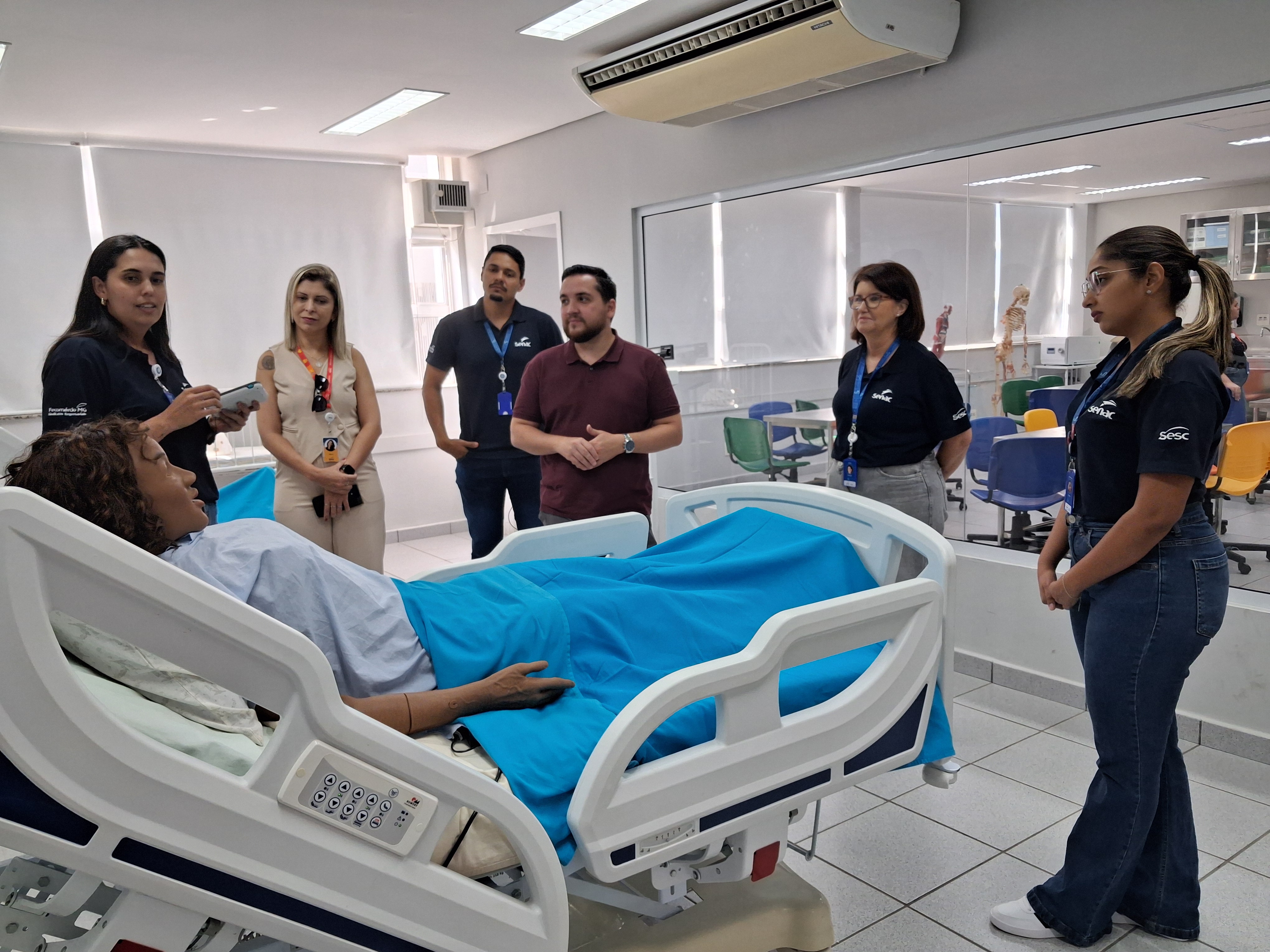 Superintendente de Educação Profissional da Sedese, Gilmar Alves Cota Junior, em visita à Unidade de Uberaba.