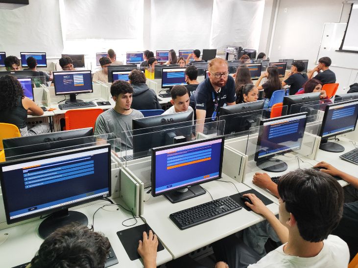 SenacTec mobiliza jovens em três cidades mineiras e fortalece formação de talentos em tecnologia