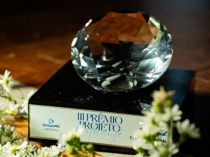 Faculdade Senac Minas conquista terceiro lugar no Prêmio Projeto Brilhante integrando Inteligência Artificial à Gastronomia